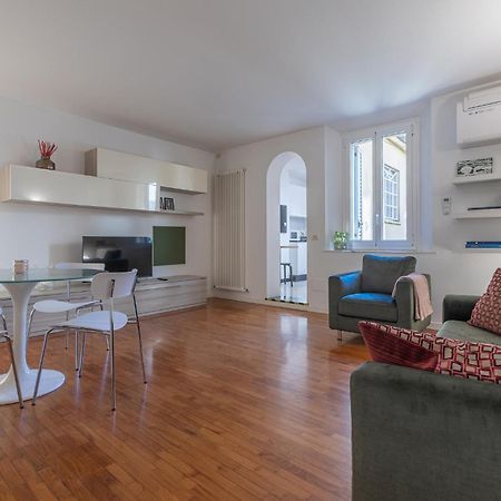 Saragozza Modern Apartment Bologna Bagian luar foto
